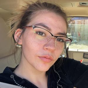 Meet your Posher, Zoë